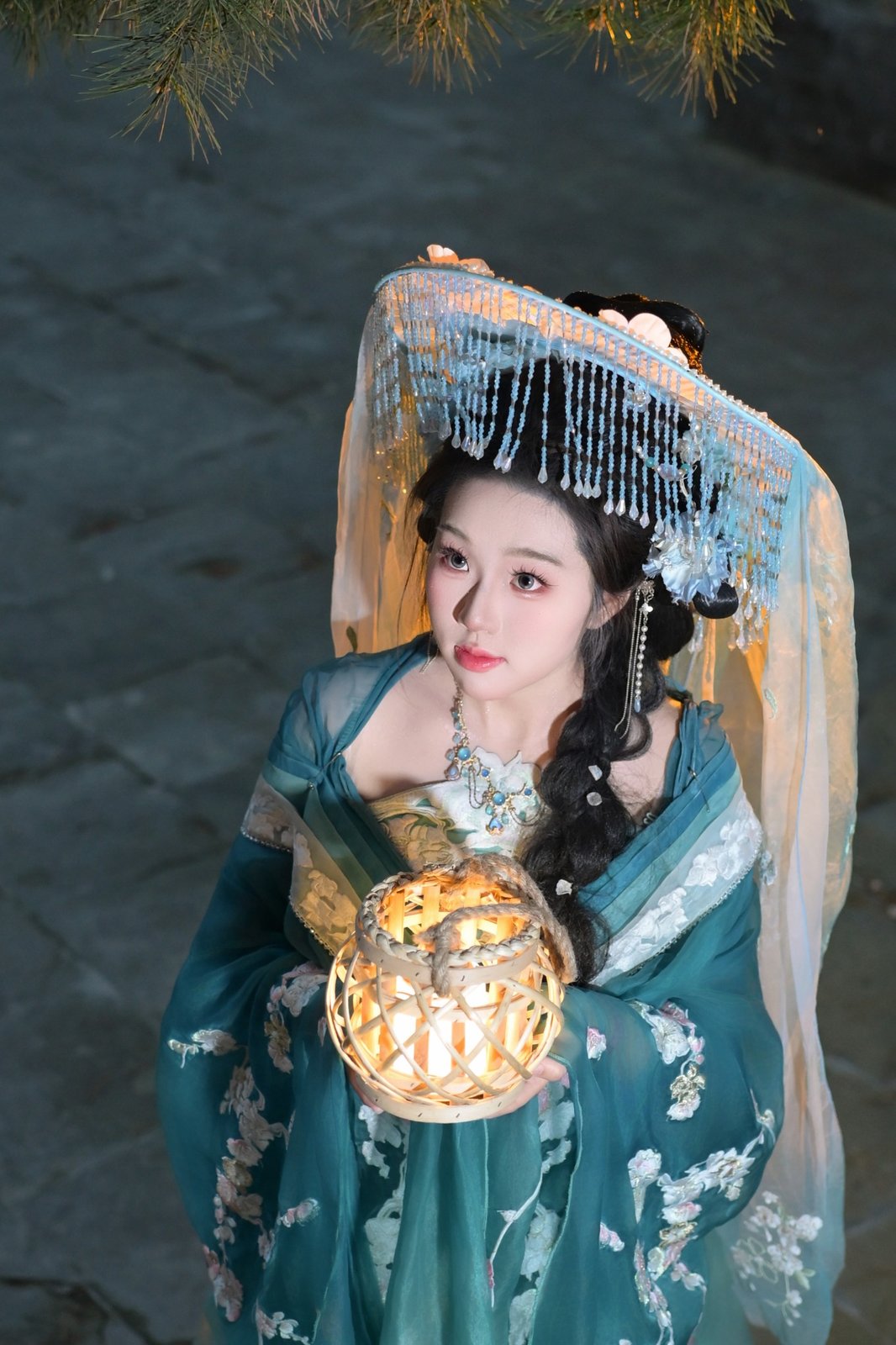 提灯汉服照片